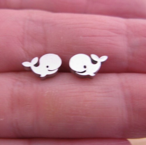 Small whale stud - small,