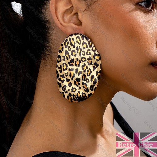 Giant gold leopard print huge - print,